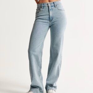 Abercrombie & Fitch Women's Light Blue Straight Leg Jeans